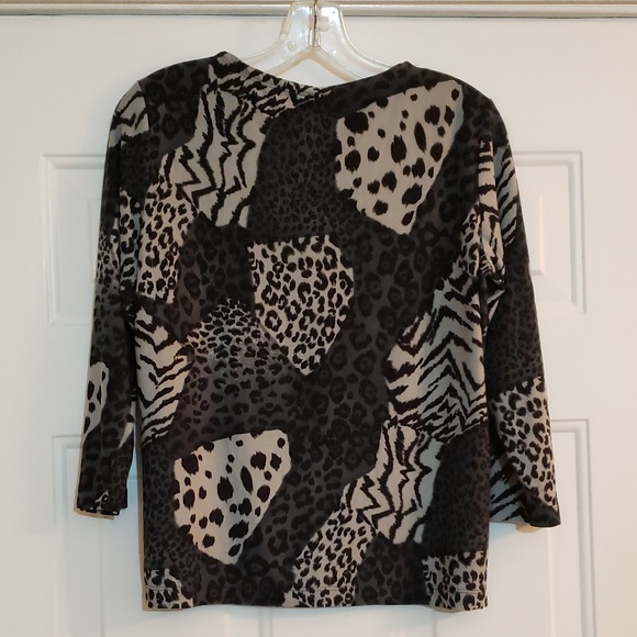 Rafaella Animal Print top - Picture 2 of 5